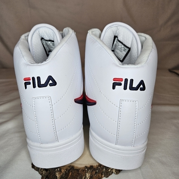 Fila Men's Everyday Sport Athletic Casual High-Top Vulc 13 MID Sneaker NWOT - Picture 9 of 12